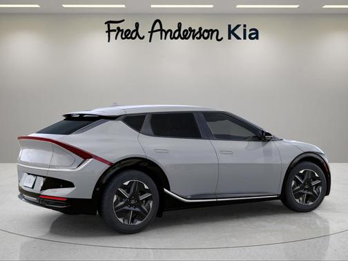 2025 Kia EV6 Wind