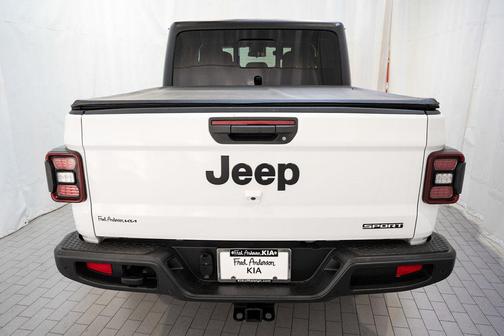 Bright White Clearcoat 2020 Jeep Gladiator Sport S