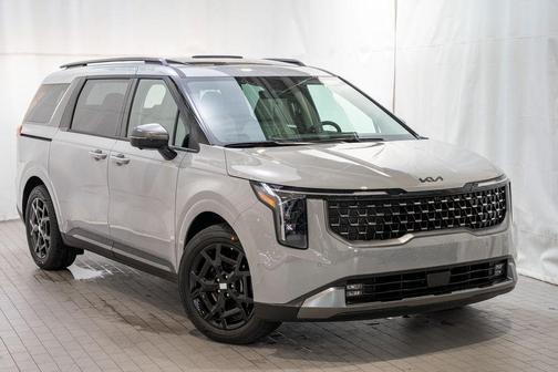 Ceramic Silver 2026 Kia Carnival SX