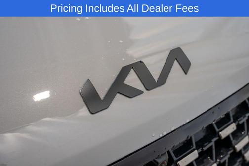 Ceramic Silver 2026 Kia Carnival SX