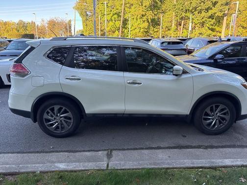 2015 Nissan Rogue SL