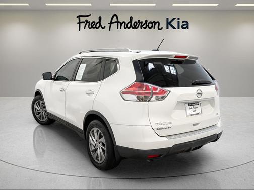 2015 Nissan Rogue SL