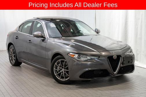 Vesuvio Gray Metallic 2018 Alfa Romeo Giulia Base