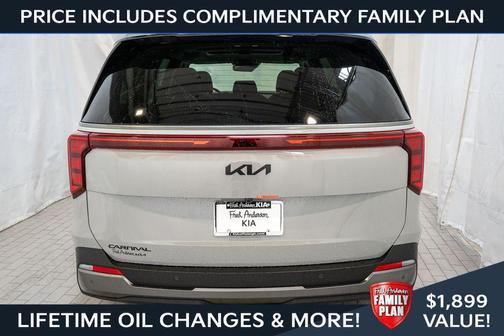 Ceramic Silver 2026 Kia Carnival SX
