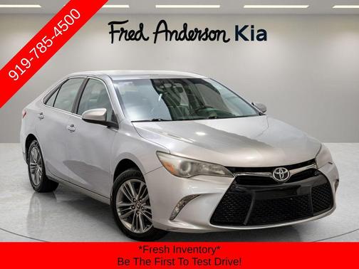 2016 Toyota Camry SE