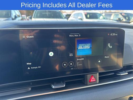 Snow White Pearl 2026 Kia Carnival EX