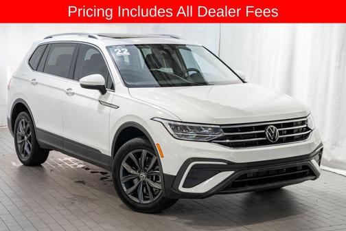 White Pearl 2022 Volkswagen Tiguan 2.0T SE 4MOTION