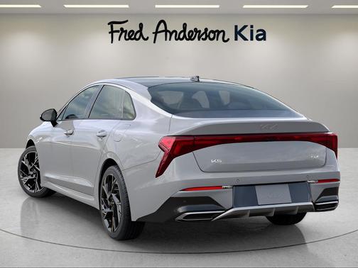 2025 Kia K5 GT-Line