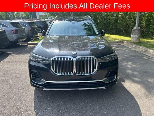 Black Sapphire Metallic 2022 BMW X7 xDrive40i