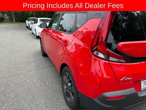 Inferno Red 2021 Kia Soul EX
