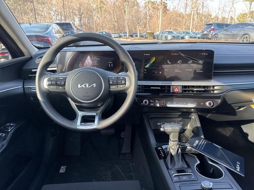 2026 Kia K5 LXS FWD