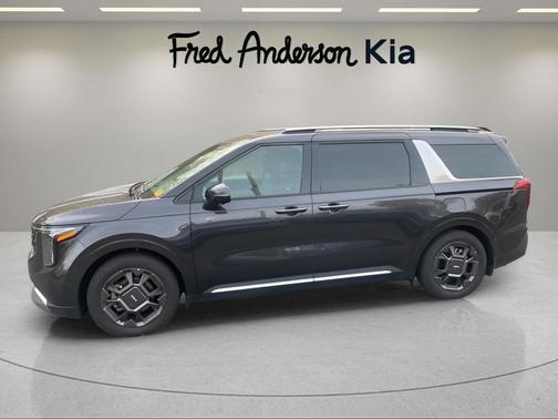 2025 Kia Carnival SX