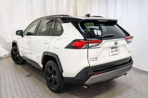 2019 Toyota RAV4 Hybrid SE