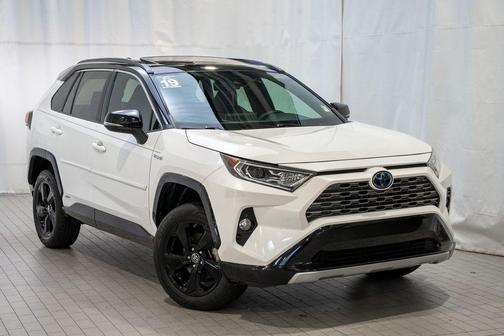 2019 Toyota RAV4 Hybrid SE
