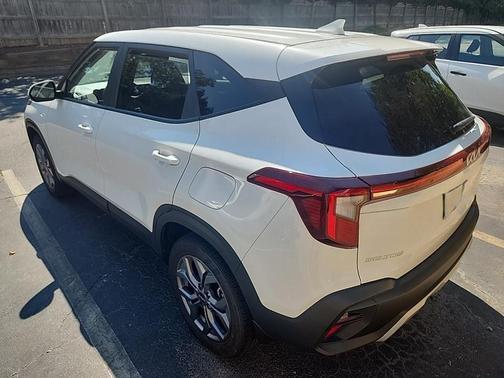 2024 Kia Seltos LX