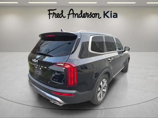 2022 Kia Telluride S