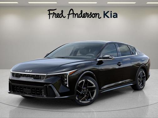 2025 Kia K4 GT-Line