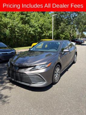 Predawn Gray Mica 2023 Toyota Camry LE