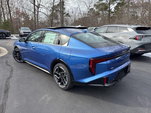 2025 Kia K4 GT-Line