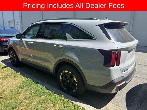 Wolf Gray 2025 Kia Sorento S