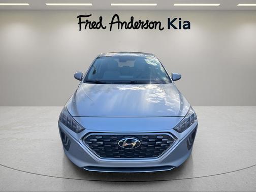 2022 Hyundai IONIQ Hybrid SEL