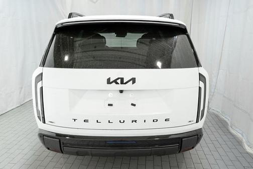 Glacial White Pearl 2027 Kia Telluride Hybrid X-Line SX