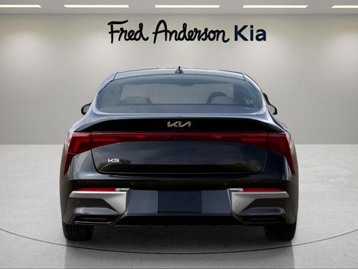 2025 Kia K5 EX