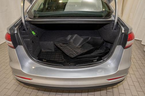 2020 Ford Fusion Hybrid SE