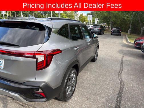 Steel Gray 2024 Kia Seltos S