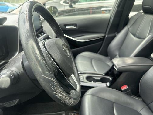 2020 Toyota Corolla XLE