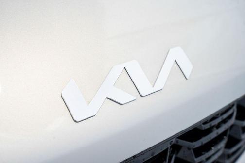 Ivory Silver 2026 Kia Sorento EX