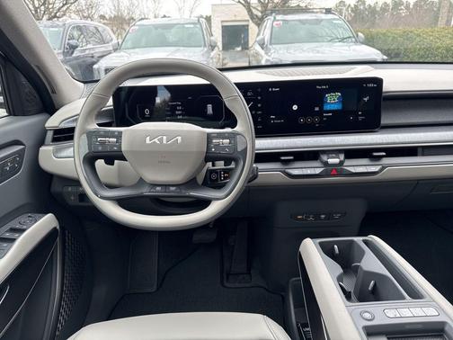 Ebony Black 2026 Kia EV9 Wind