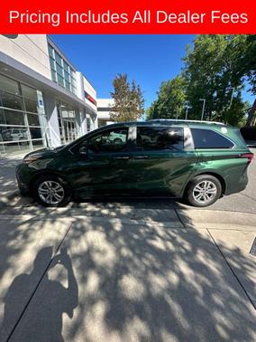 Cypress 2022 Toyota Sienna Platinum