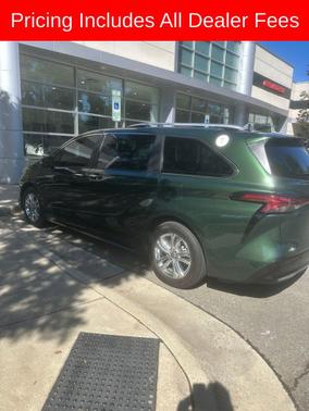 Cypress 2022 Toyota Sienna Platinum