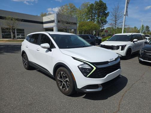 Glacial White Pearl 2023 Kia Sportage EX