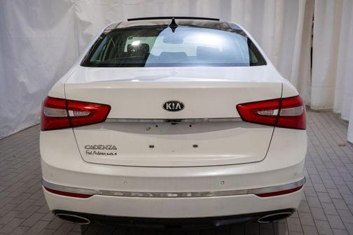 2014 Kia Cadenza Premium