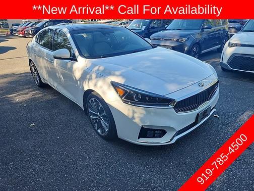 2017 Kia Cadenza Technology