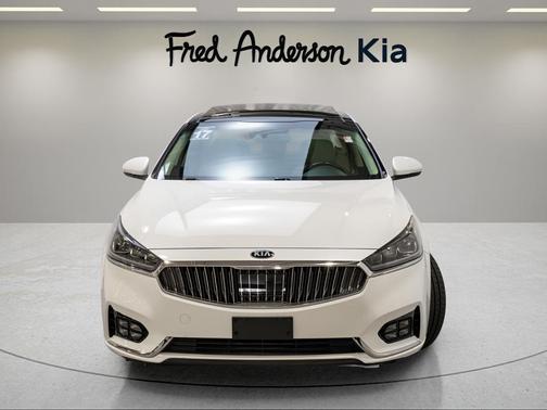 2017 Kia Cadenza Technology