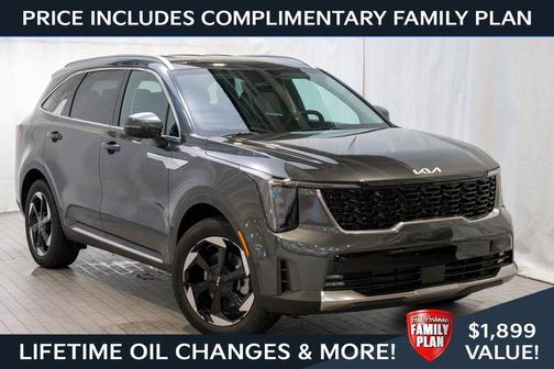 Interstellar Gray 2026 Kia Sorento Hybrid EX