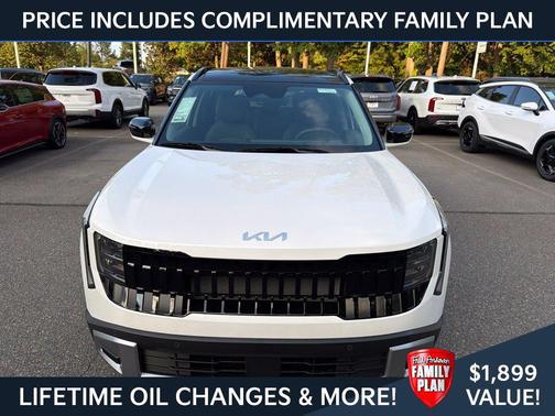 Snow White Pearl 2027 Kia Seltos EX