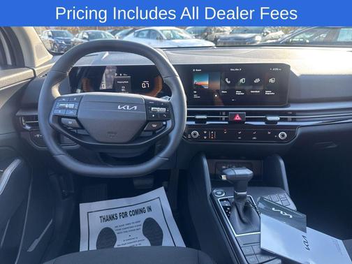 Glacial White Pearl 2026 Kia Sportage LX