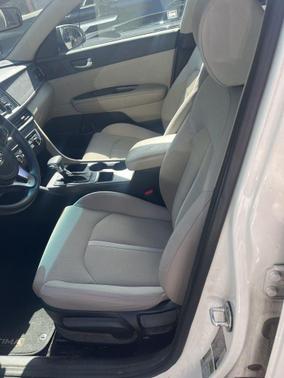 Snow White Pearl 2016 Kia Optima LX