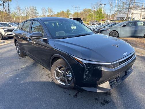 Interstellar Gray 2026 Kia K4 LXS