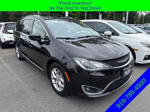 2018 Chrysler Pacifica Touring-L Plus