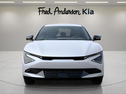 2025 Kia EV6 Light Long Range
