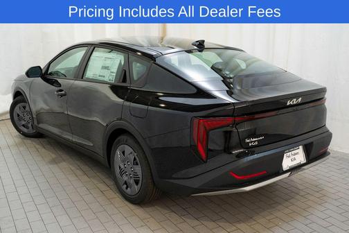 Aurora Black Pearl 2026 Kia K4 LX