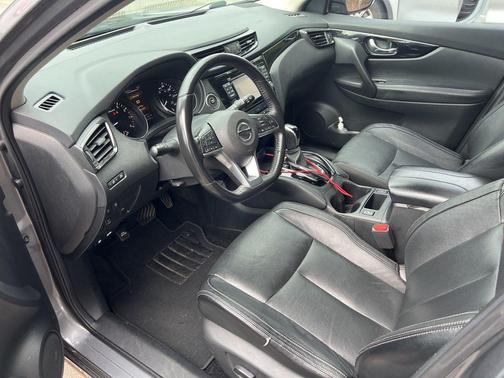 2018 Nissan Rogue Sport SL