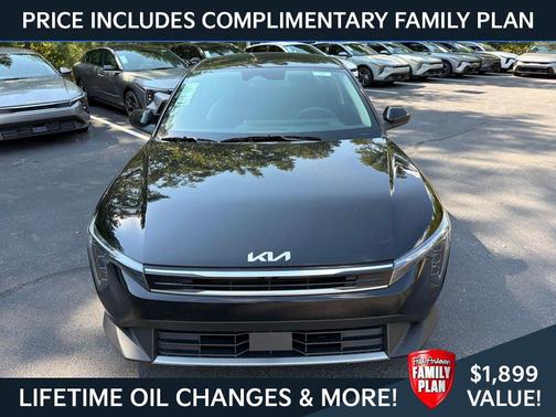 Aurora Black Pearl 2026 Kia K4 EX