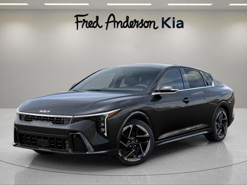 2025 Kia K4 GT-Line
