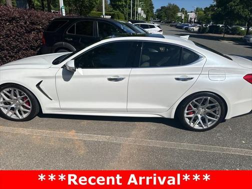 2020 Genesis G70 3.3T RWD